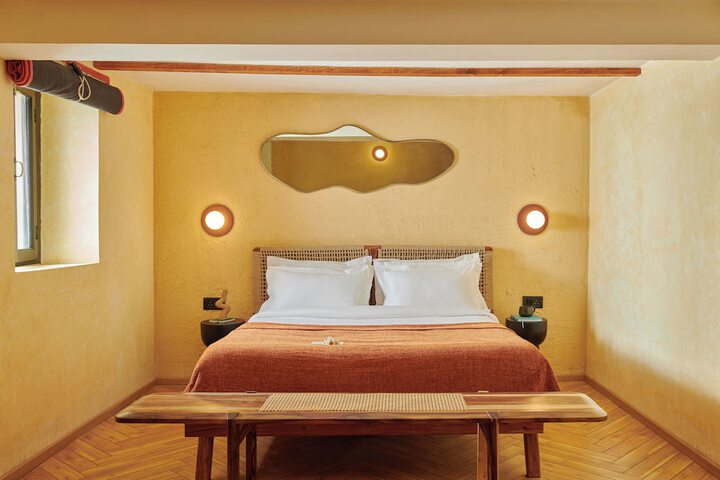 Room 7 of 17