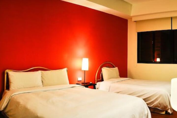 Room 7 of 20