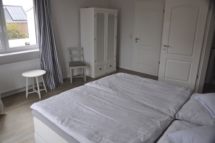 Room 37 of 81