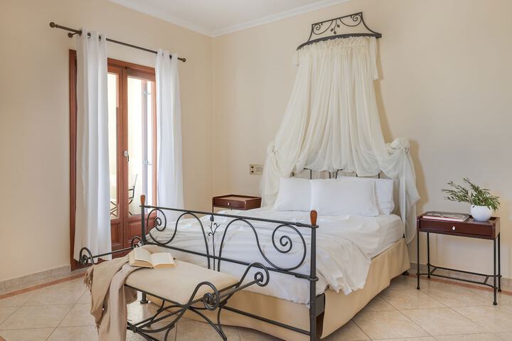 Room 20 of 71