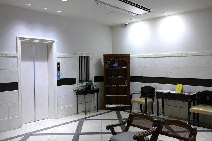 Hotel Interior 10 of 94