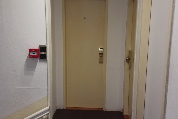 Room 27 of 54