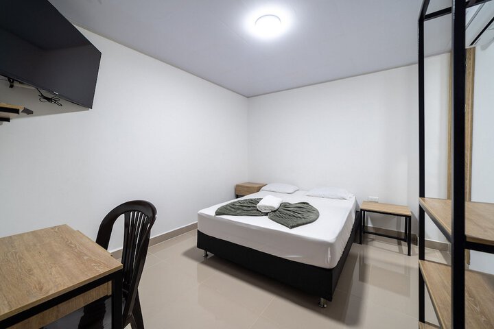 Room 47 of 122