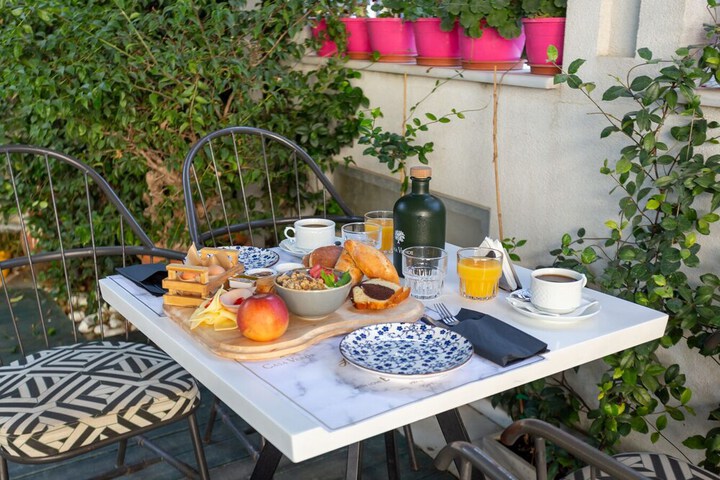 Breakfast/Coffee Service 50 of 60