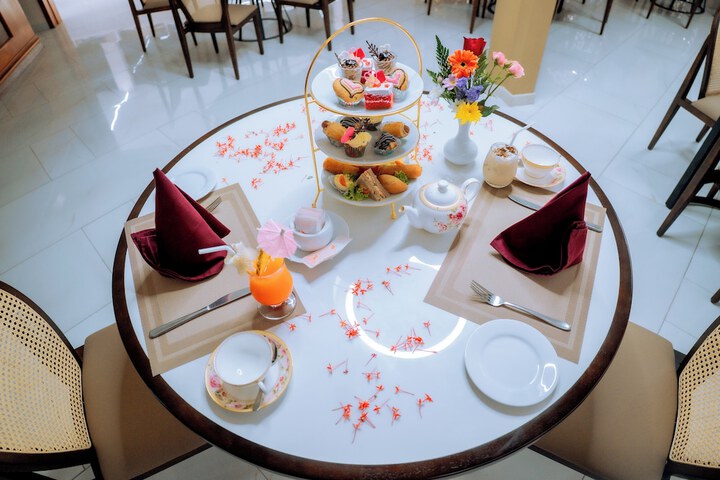 Dining 69 of 104