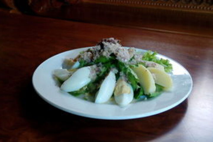 Dining 9 of 57