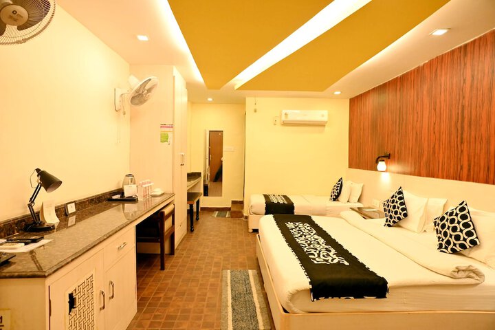 Room 33 of 81