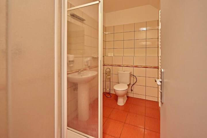 Room 45 of 91