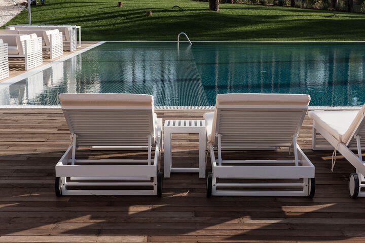 Sundeck 59 of 64