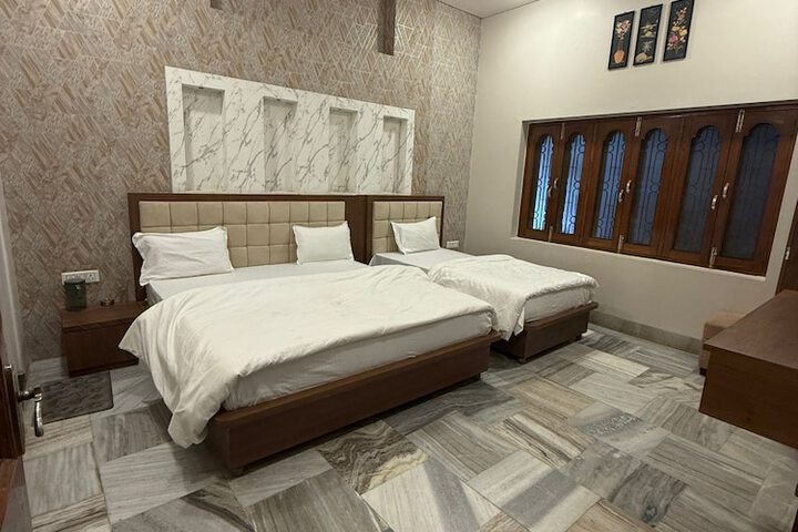Char Dham Palace