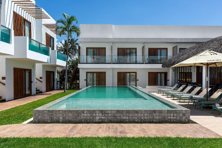 Mikiki Lifestyle Hotel