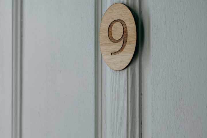 Room 3 of 78