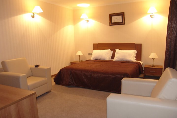 Room 9 of 41