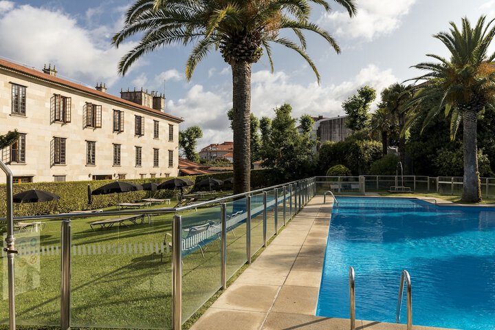 Pool Hotel