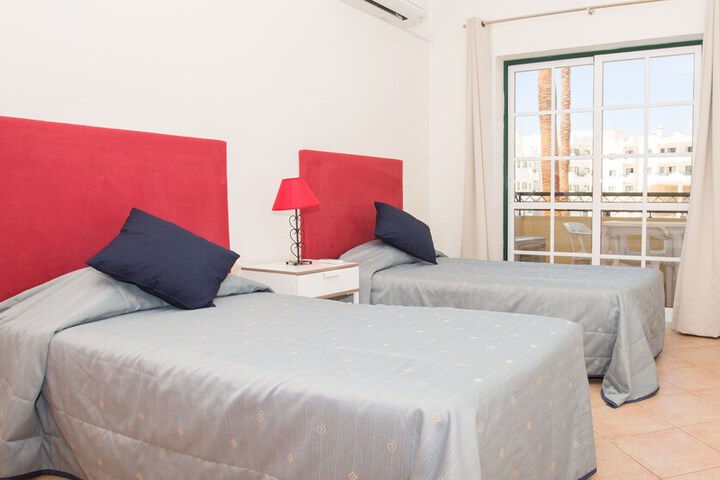 Room 3 of 21