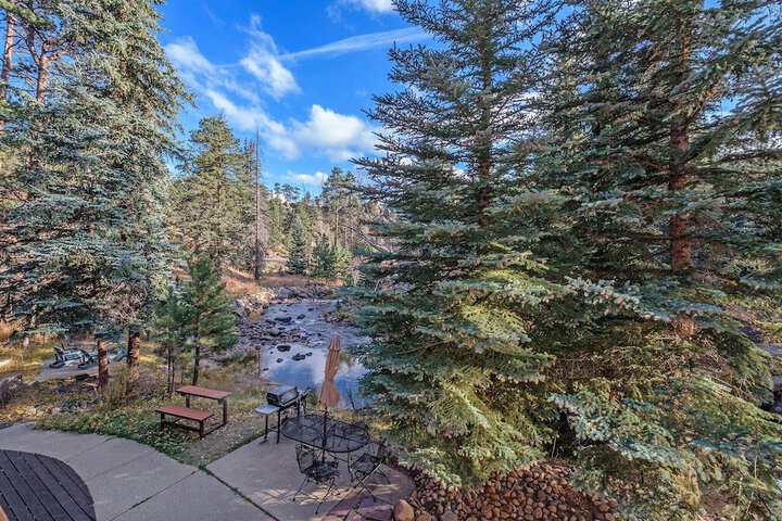 Terrace/Patio 136 of 137