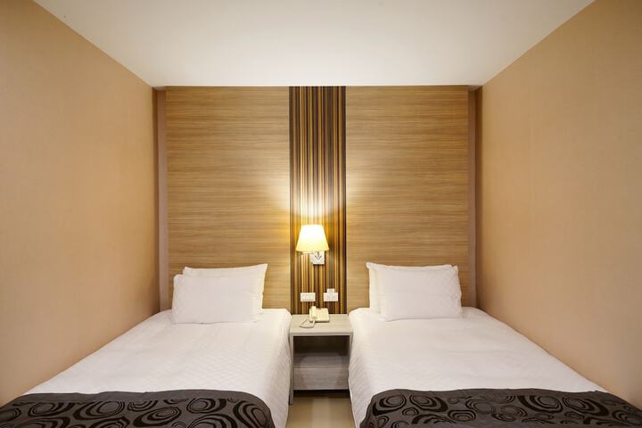Room 20 of 61
