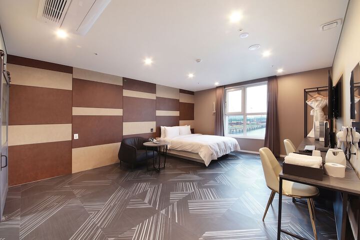 Room 54 of 140