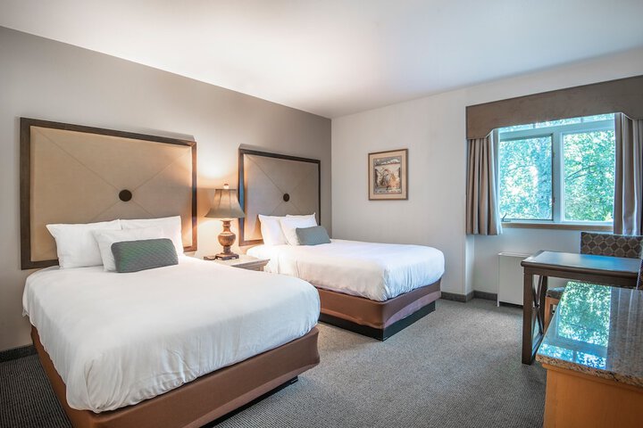 Room 4 of 12