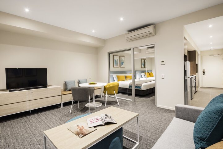 Room 9 of 21