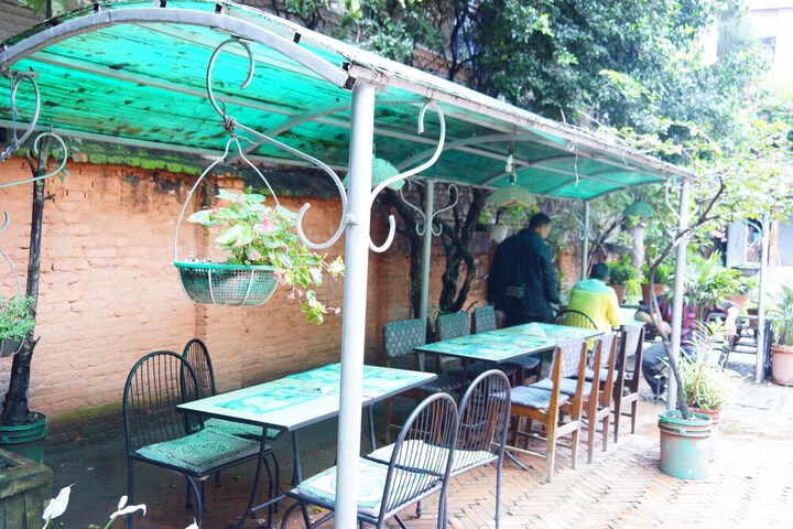 Breakfast area