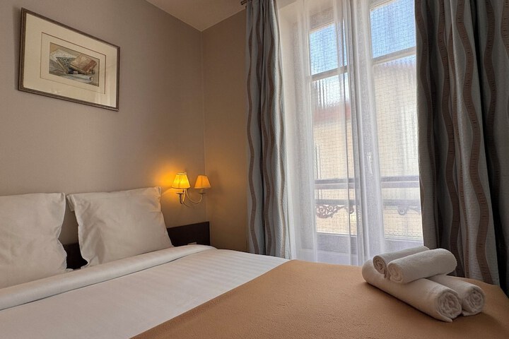 Room 15 of 39