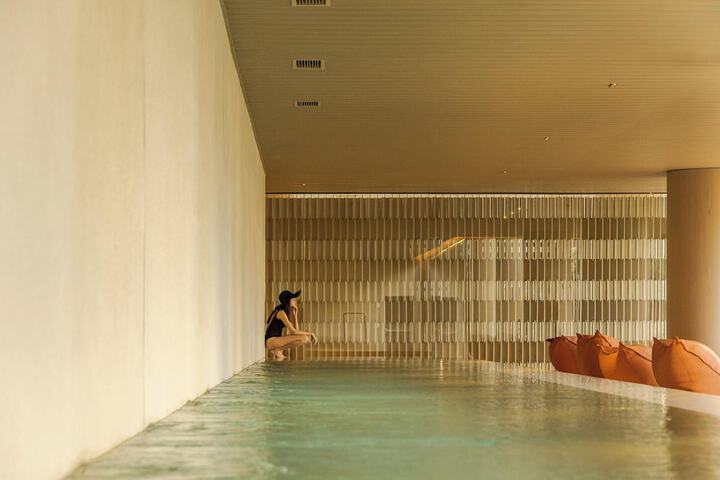 Pool 26 of 47