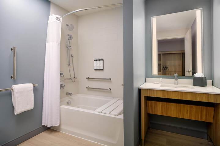 Room 20 of 31