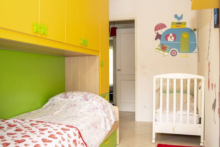 Room 6 of 26