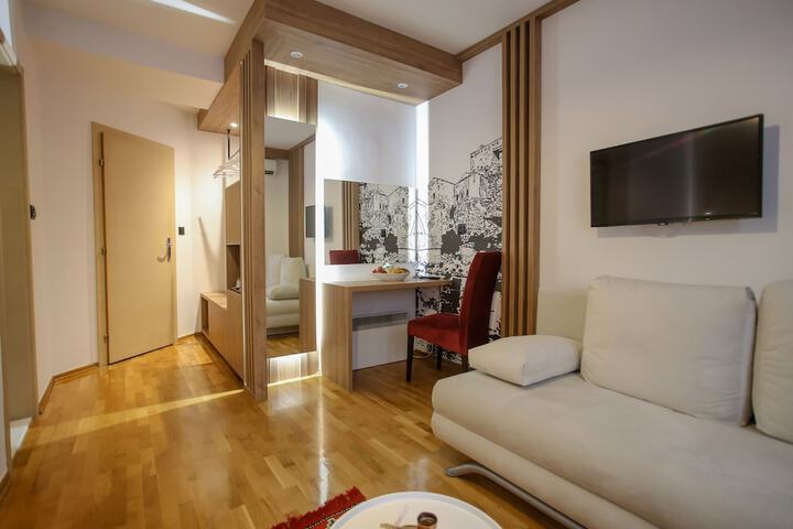 Room 10 of 70