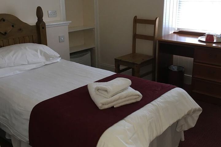 Room 6 of 23