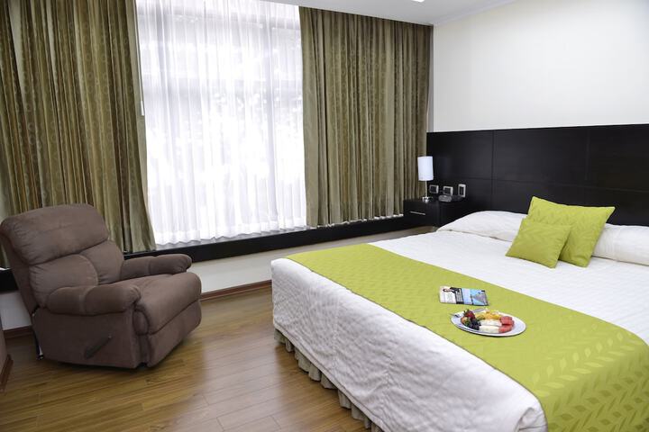 Room 28 of 54