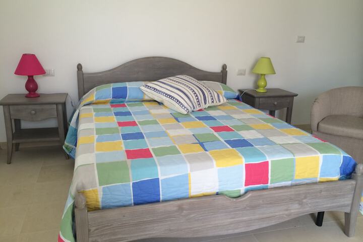 Room 6 of 67