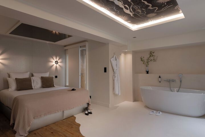 Room 187 of 780