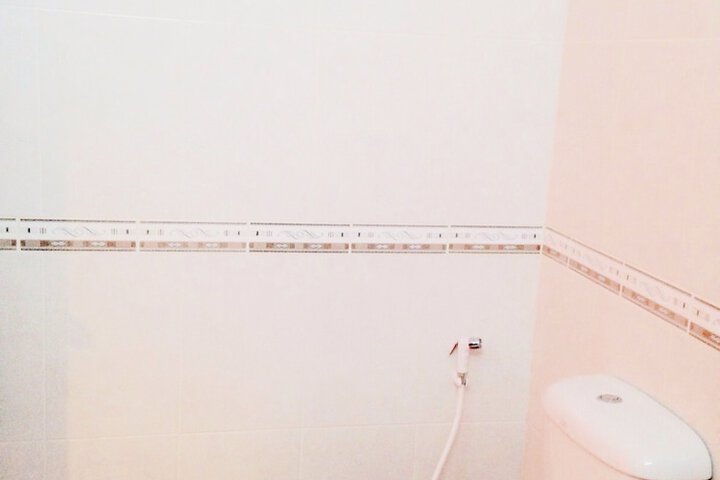 Room 44 of 147