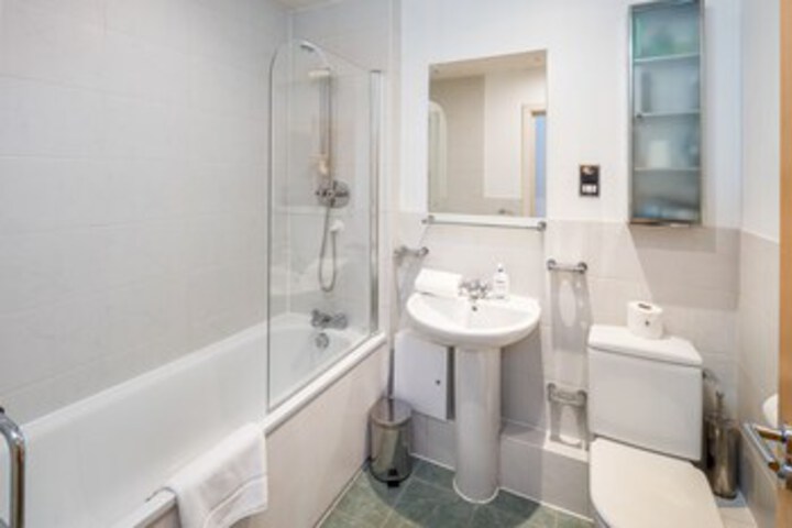 Room 2 of 16