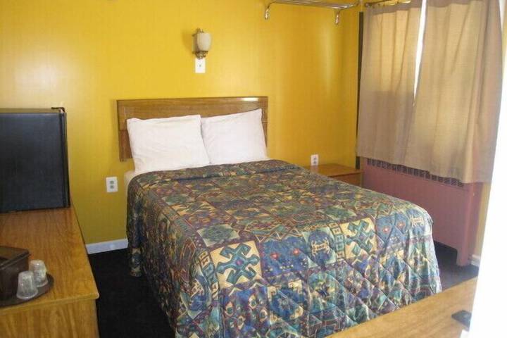 Room 16 of 43