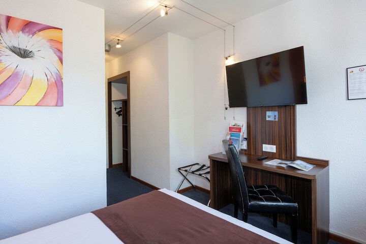 Room 18 of 54