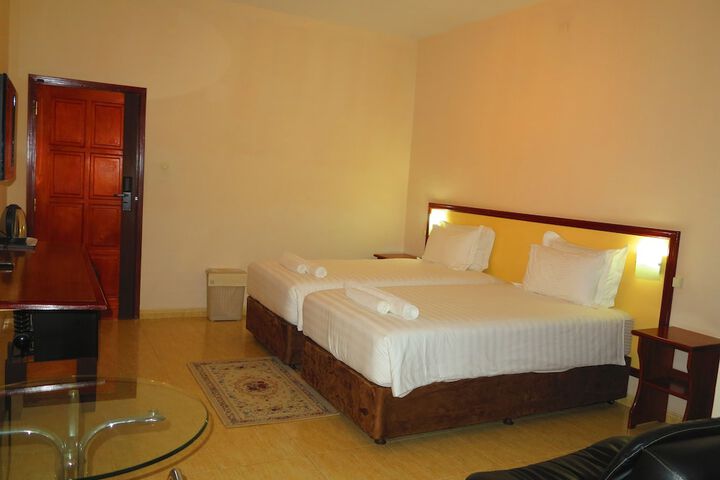 Room 19 of 49