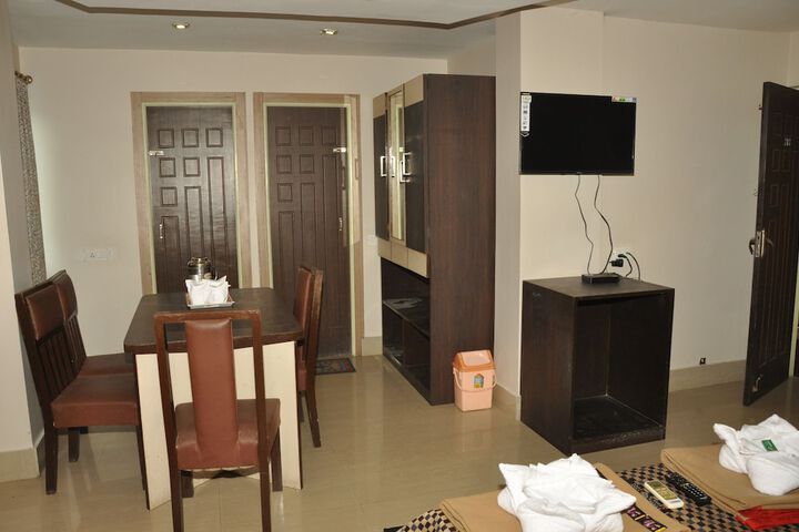 Room 16 of 169