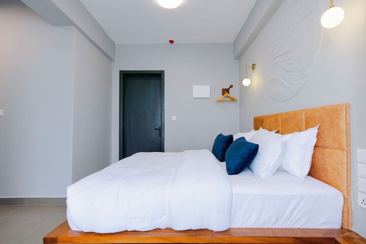 Room 10 of 61