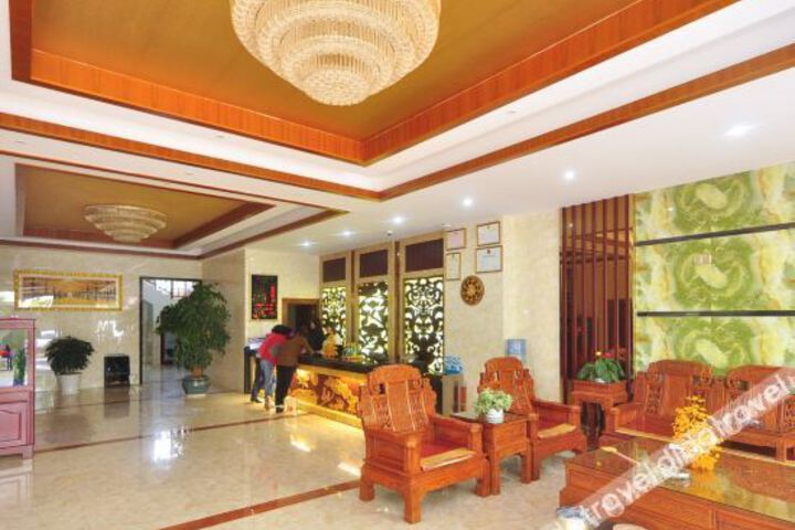 Hotel Interior 11 of 24