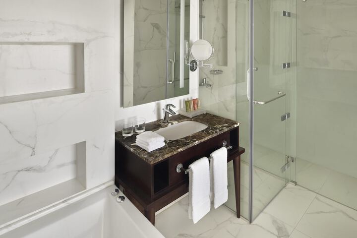 Room 20 of 195