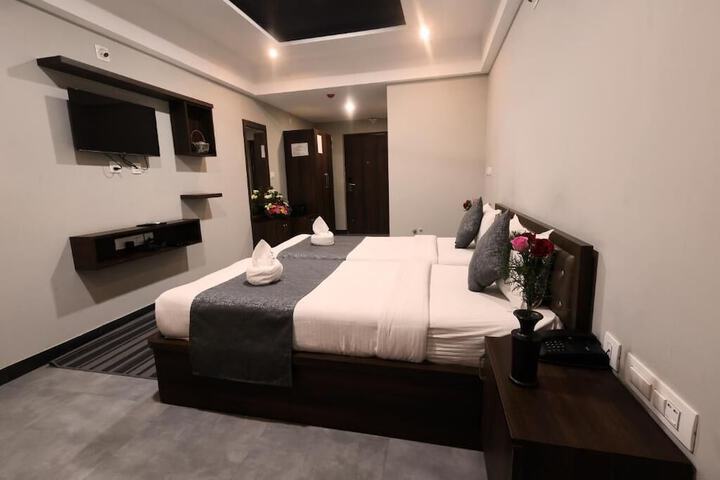 Room 21 of 33