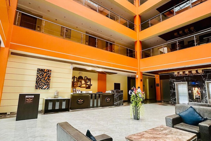 Hotel Interior 6 of 30