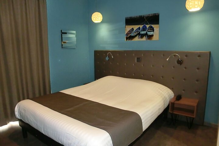 Room 14 of 62