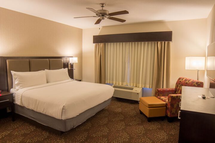 Room 3 of 21
