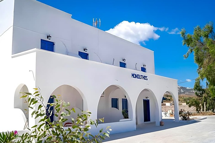 Monolithos Hotel
