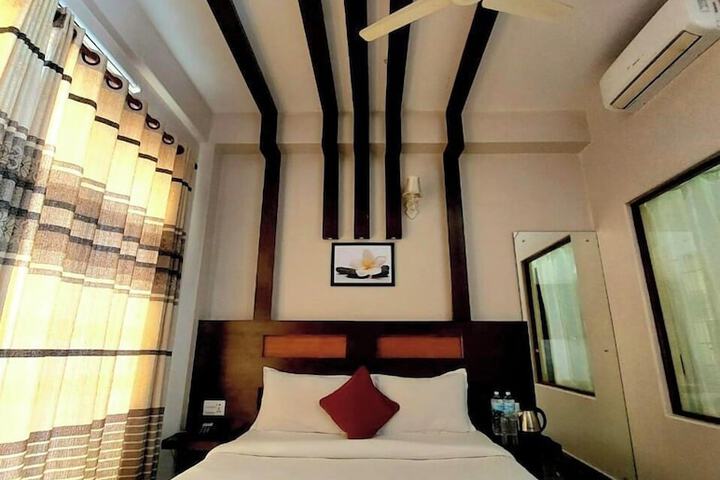 Room 21 of 116