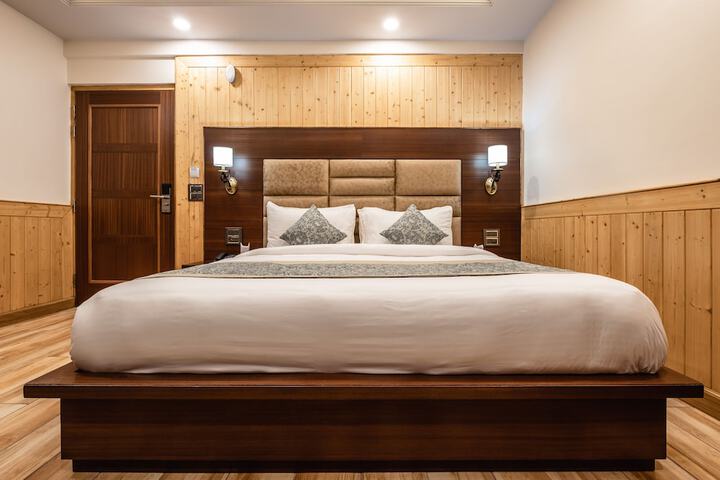 Room 10 of 45